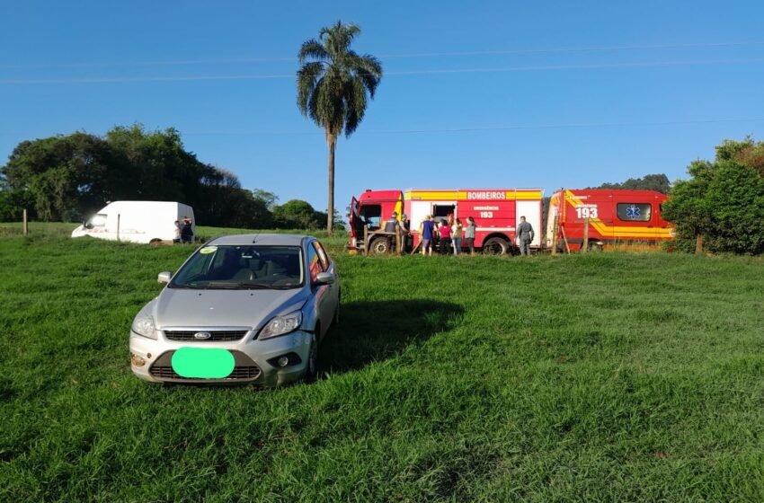  Condutora é socorrida após saída de pista em Marema