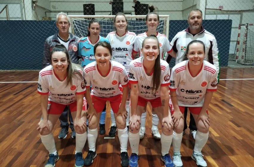  Futsal feminino de Xanxerê disputa primeira partida da final da Liga Catarinense